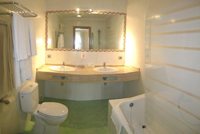 Hostal Del Carmen Santander Pokoj fotografie