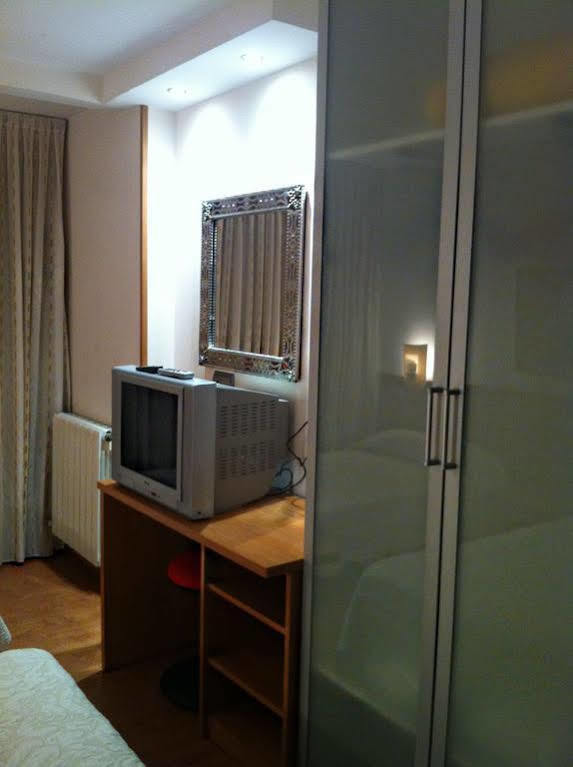 Hostal Del Carmen Santander Exteriér fotografie